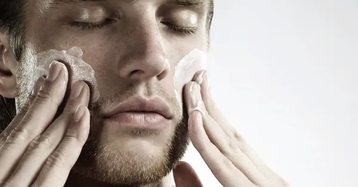 How To Determine The Best Skincare Products For You 2 Skincare Routine For Men With Beards | Man with closed eyes putting white cream on his face