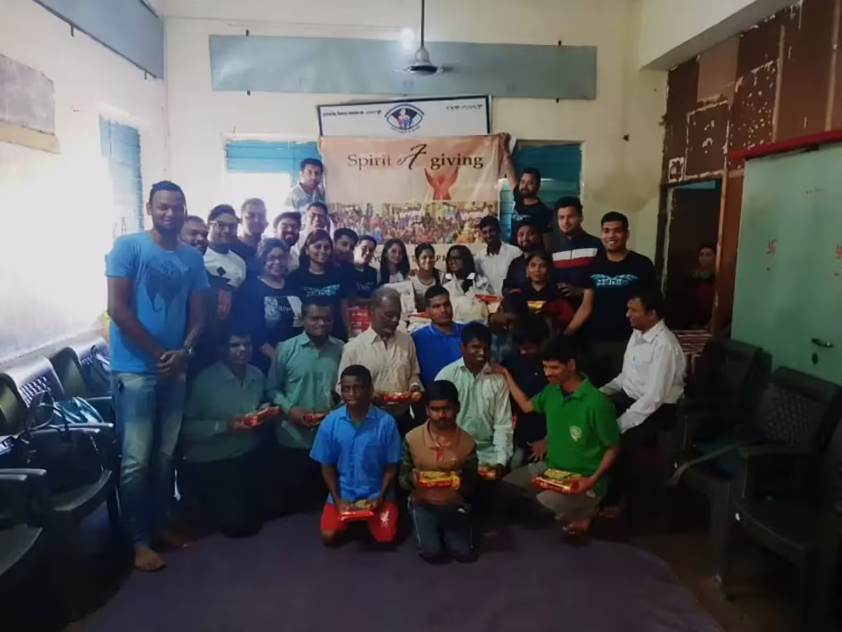 1500 Incredible Young Entrepreneurs Give India A Spectacular Diwali 3 QNET
