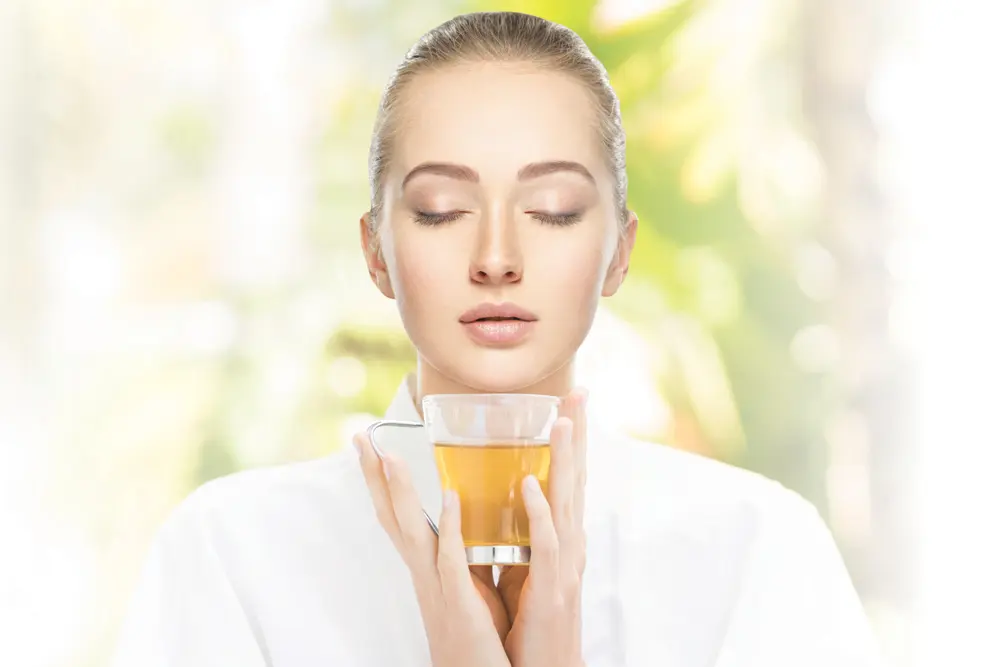 Gift Guide For Her: Special Gifts Every Woman Will Love 6 Healthy Habits For Weight Loss with Belite, a great QNET gifts for women who self-love.