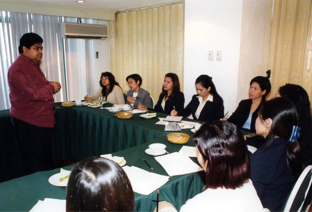 About Qnet 5 1st_conference_in_manila